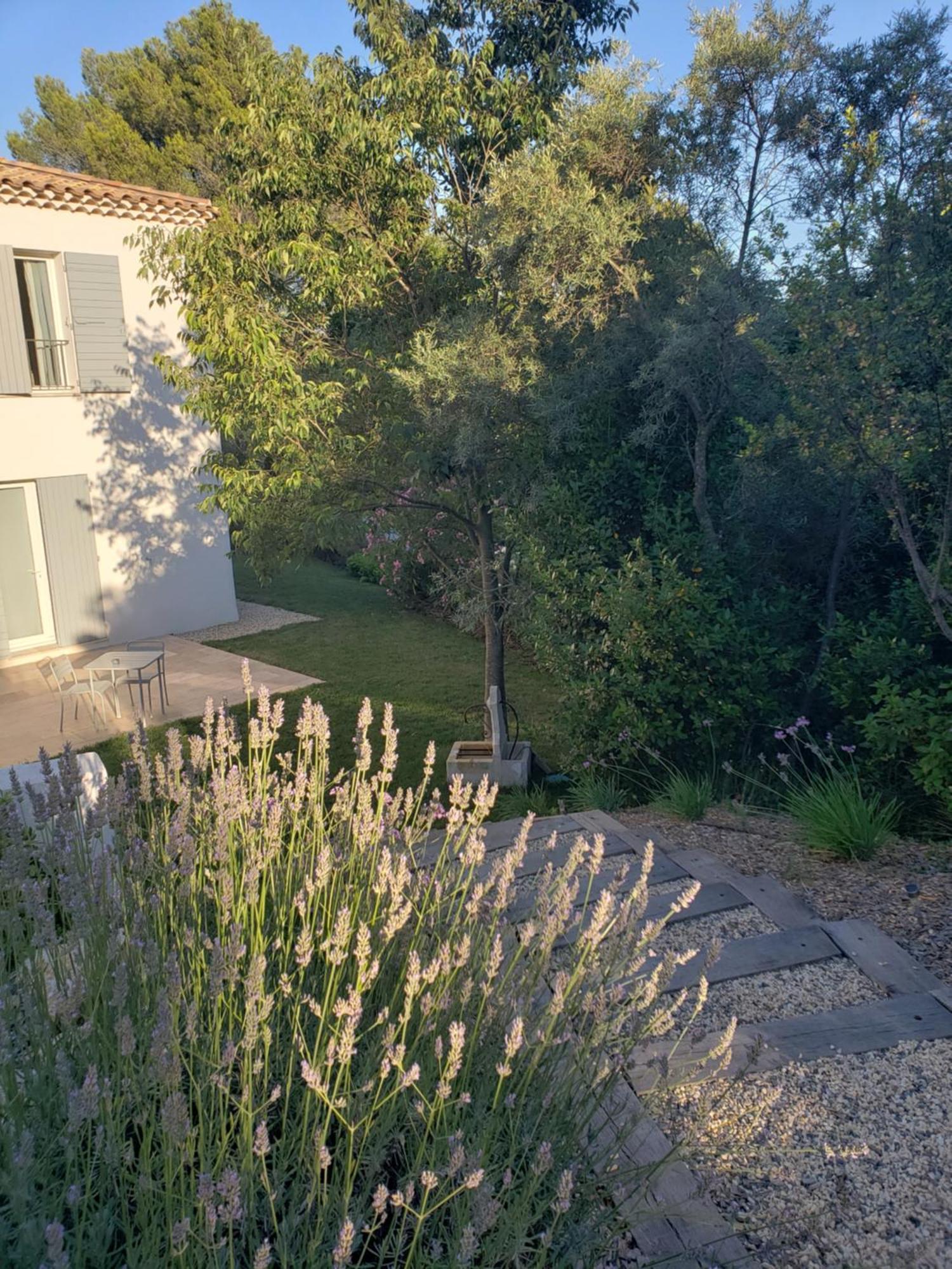 Bed and Breakfast La Bastide D'Alix à Éguilles Extérieur photo